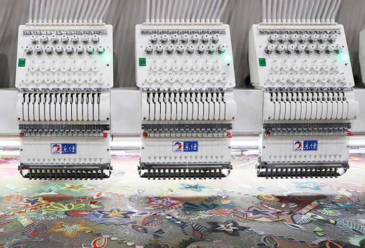 The Evolution of Computerized Embroidery Machines: From Manual to Automated