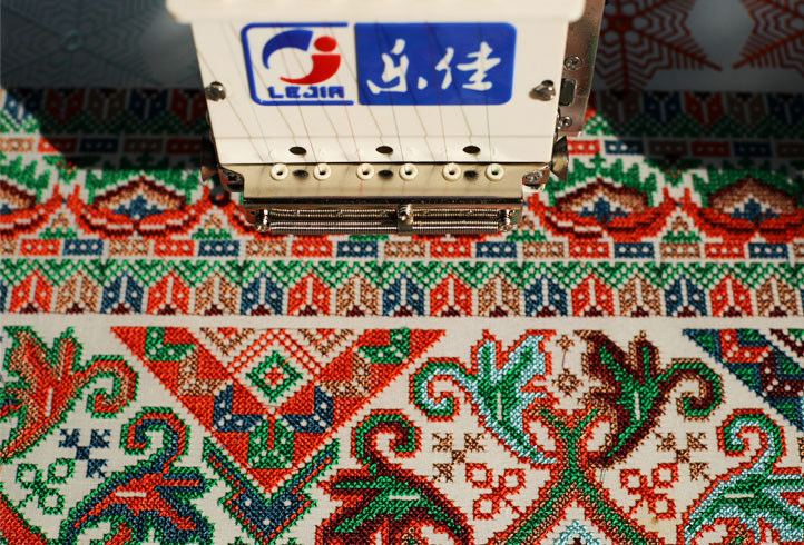 Functions and categories of computerized embroidery machines